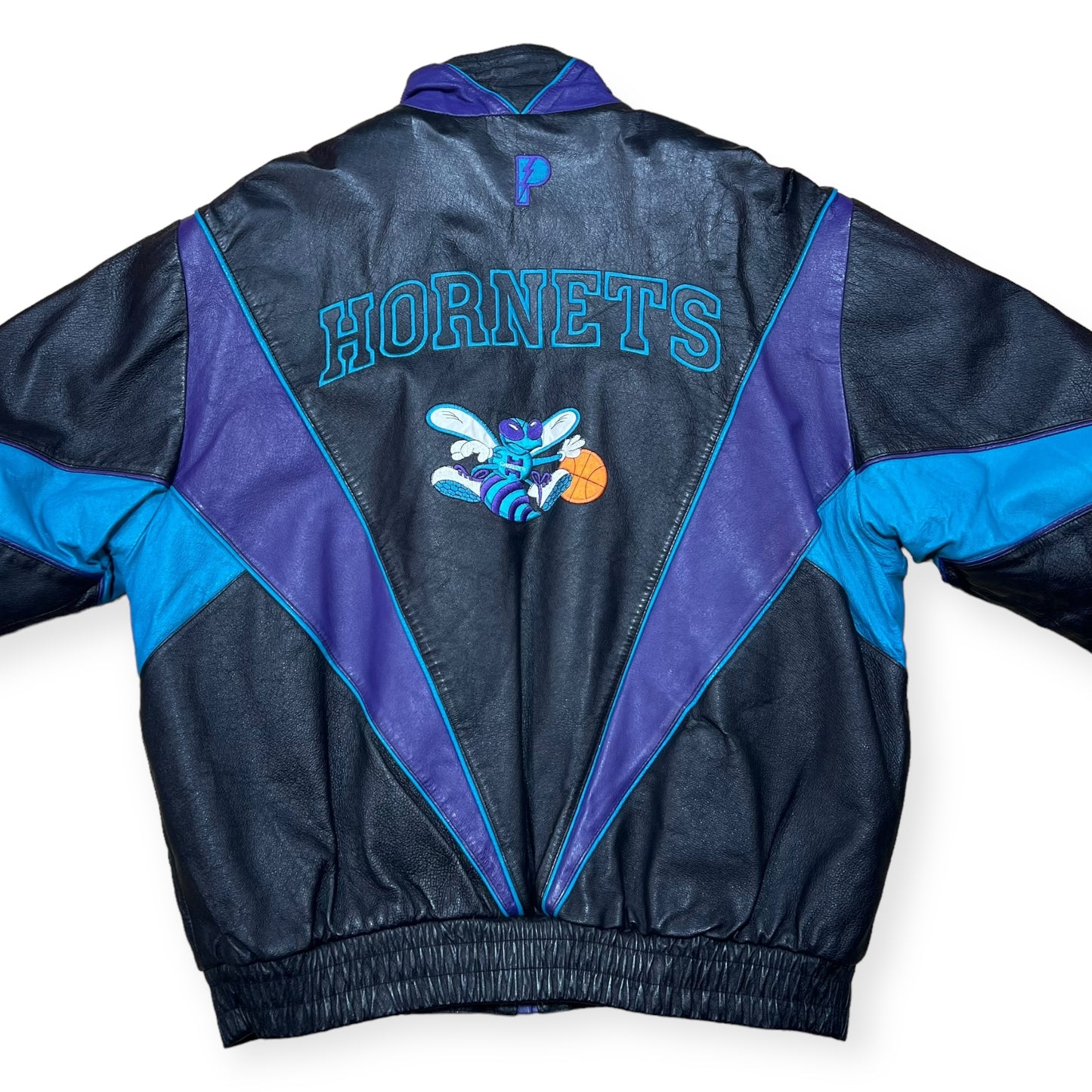 1990's Charlotte Hornets leather sports jacket (L)