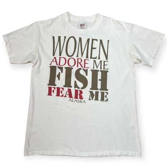 1990's Alaska 'women adore me, fish fear me' single stitch location tee (L)