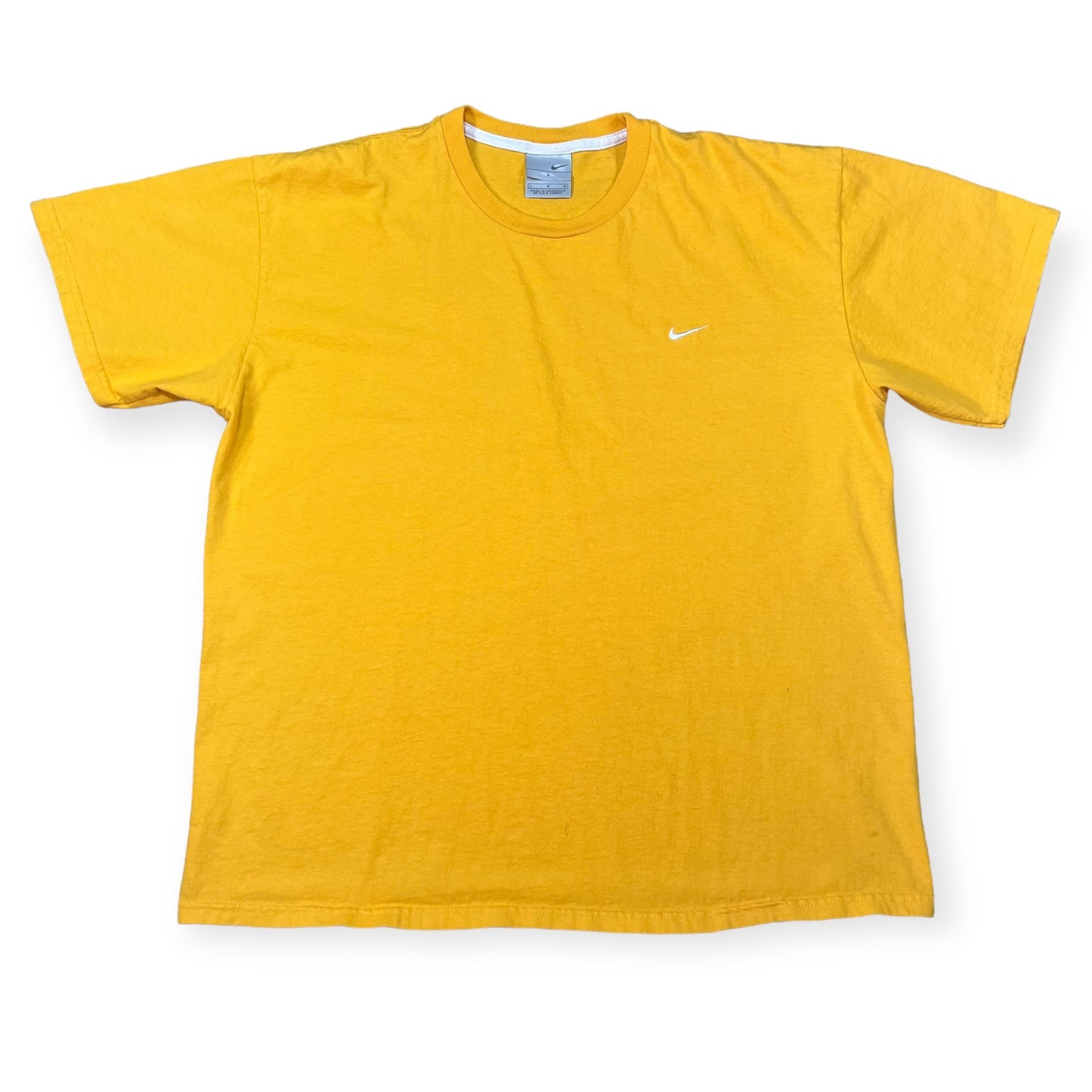 2000's Nike embroidered tee (L)