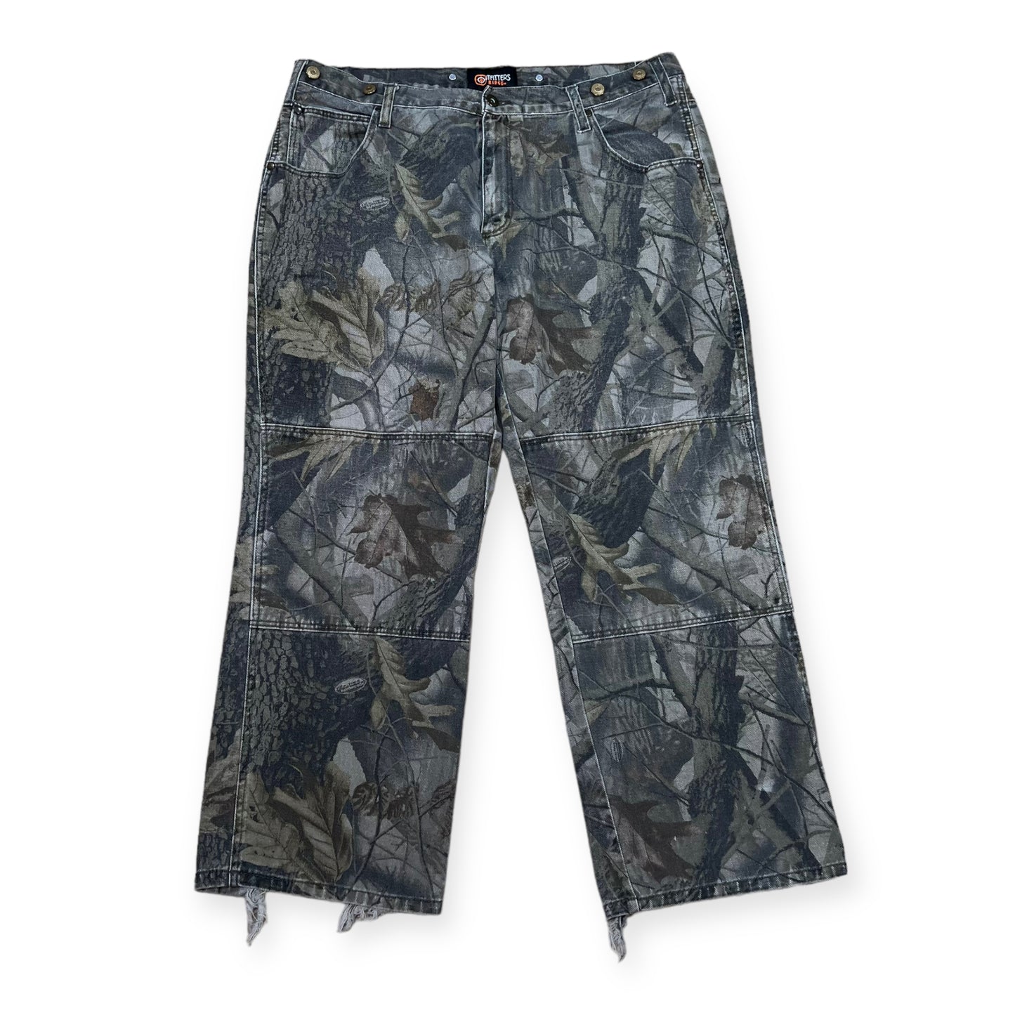 Outfitters Ridge camo denim pants (39X29)