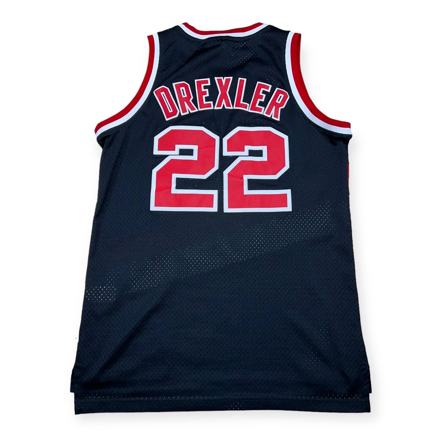 Portland Trail Blazers Clyde Drexler sports jersey (L)